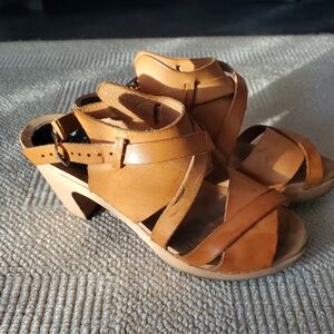 Funkis Swedish wood & leather clogs